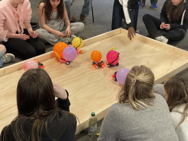 konkurranse mellom jenter